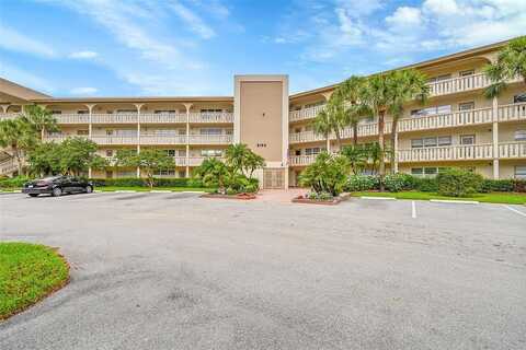 2103 Lucaya Bnd, Coconut Creek, FL 33066