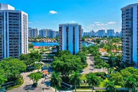 3610 YACHT CLUB DR, Aventura, FL 33180