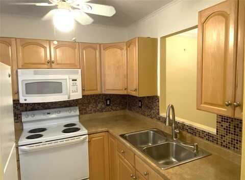 600 SE 2nd Ave, Deerfield Beach, FL 33441