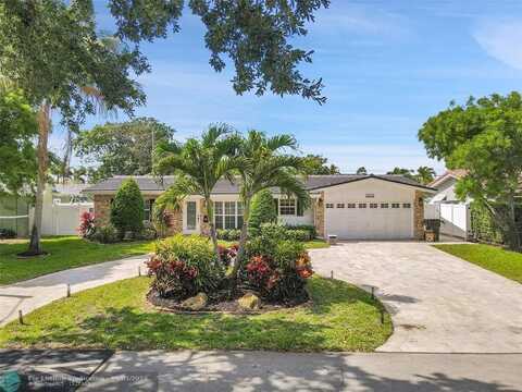 2020 NE 52nd St, Fort Lauderdale, FL 33308