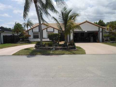 8706 NW 83rd St, Tamarac, FL 33321