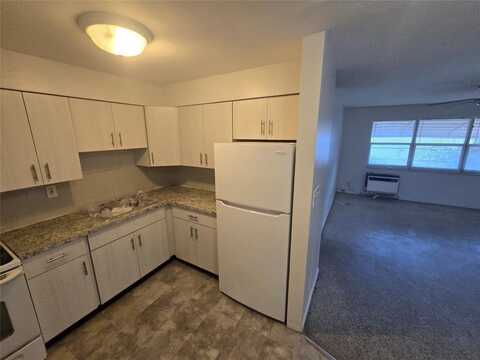 2850 SW 1st St, Fort Lauderdale, FL 33312