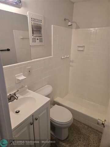 2850 SW 1st St, Fort Lauderdale, FL 33312