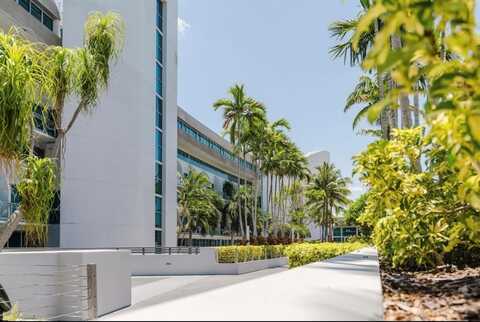 2950 NE 188th St, Aventura, FL 33180