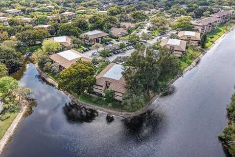 2687 Carambola Cir N, Coconut Creek, FL 33066