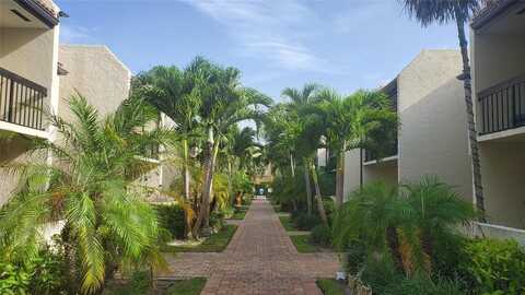721 SE 1st Way, Deerfield Beach, FL 33441