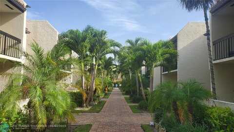 721 SE 1st Way, Deerfield Beach, FL 33441