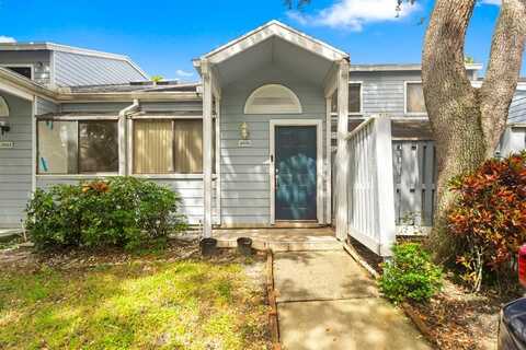 2035 Winners Cir, North Lauderdale, FL 33068