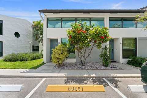 3900 NE 18th Ave, Oakland Park, FL 33334