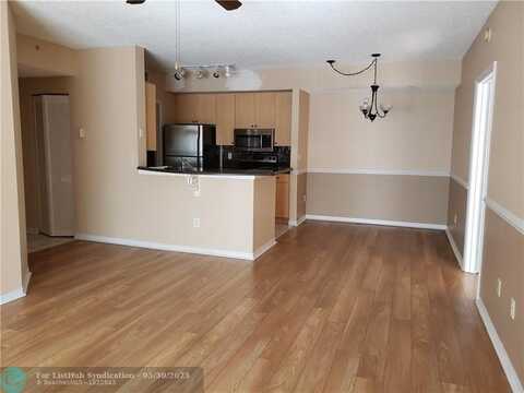 5032 Lantana Road, Lake Worth, FL 33463