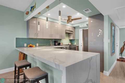 2751 N Palm Aire Dr, Pompano Beach, FL 33069