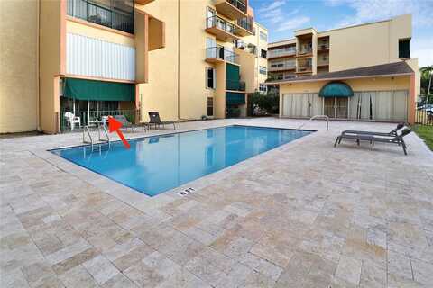 4490 W 19th Ct, Hialeah, FL 33012