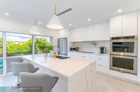 6600 NE 21st Dr, Fort Lauderdale, FL 33308