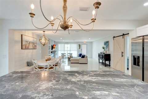 3060 10th Court, Vero Beach, FL 32960