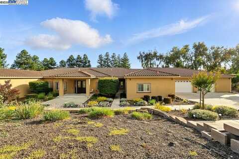 874 Overhill Dr, Hayward, CA 94544