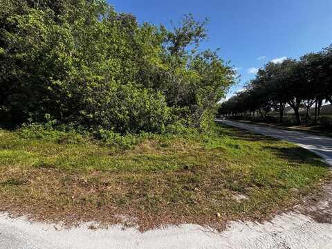 2105 85th Court, Vero Beach, FL 32966