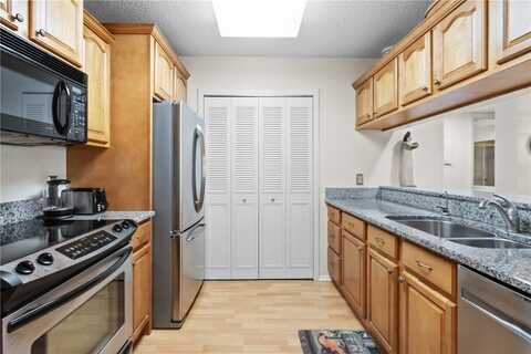 25 Plantation Drive, Vero Beach, FL 32966