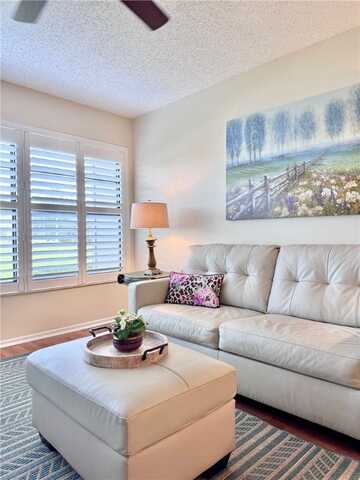 3 Plantation Drive, Vero Beach, FL 32966