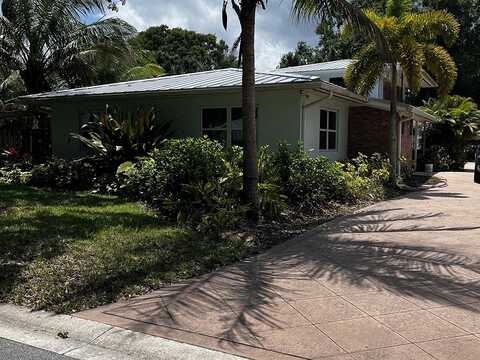 1555 33rd Avenue, Vero Beach, FL 32960