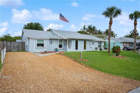 1933 Robalo Drive, Vero Beach, FL 32960