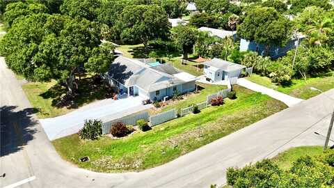 1385 14th Avenue, Vero Beach, FL 32960