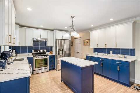 6476 4th Lane, Vero Beach, FL 32968