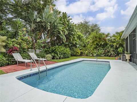 5151 4th Place, Vero Beach, FL 32968