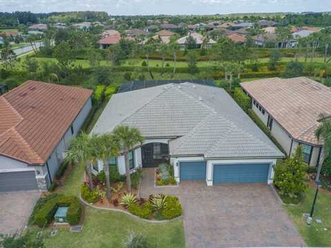 5082 Monroe Circle, Vero Beach, FL 32967