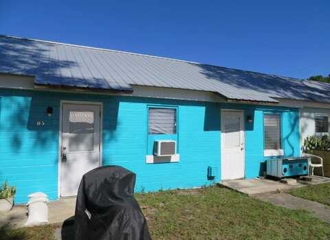 11-5 Pine St, Lanark Village, FL 32322