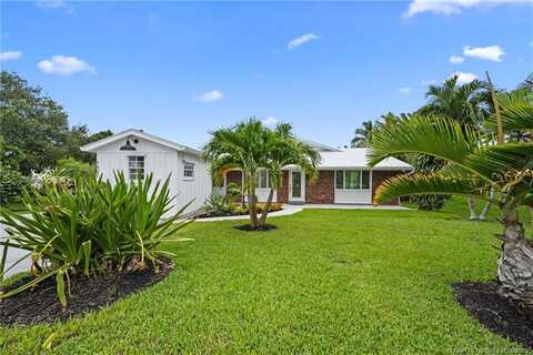1567 NE Sottong Avenue, Jensen Beach, FL 34957