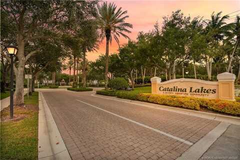 110 Santa Barbara Way, Palm Beach Gardens, FL 33410
