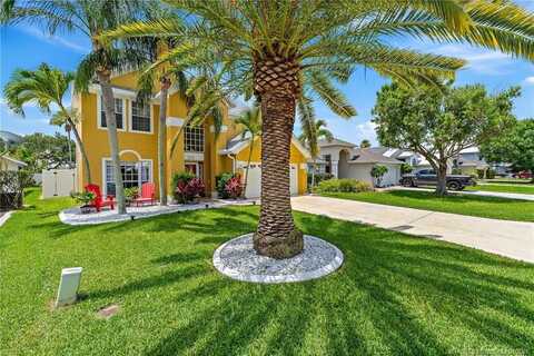 728 NW Waterlily Place, Jensen Beach, FL 34957