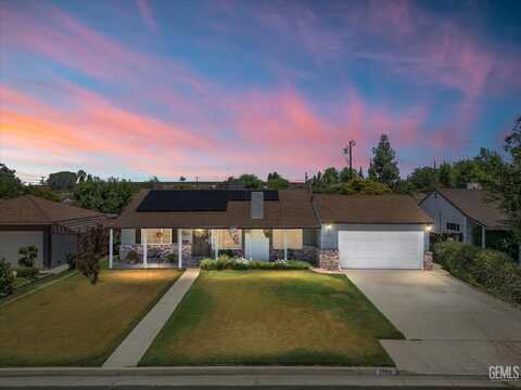 3808 Navajo Avenue, Bakersfield, CA 93309