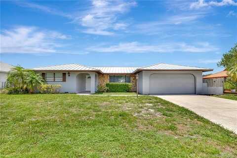 926 NE Vanda Terrado, Jensen Beach, FL 34957