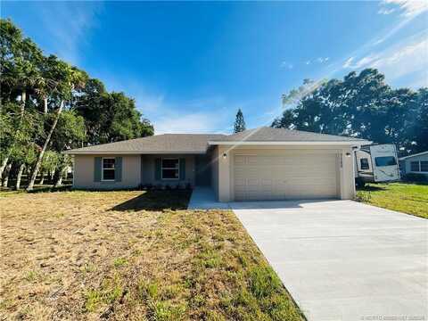 7702 Lakeland Boulevard, Fort Pierce, FL 34951