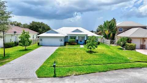 5842 NW Windy Pines Lane, Port Saint Lucie, FL 34986