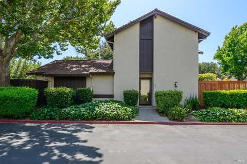 181 Fairoaks Drive, Vacaville, CA 95688