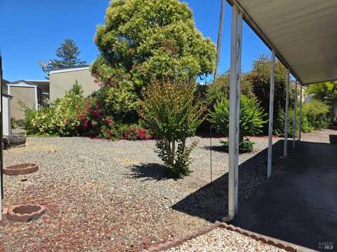76 Cardinal Way, Santa Rosa, CA 95409