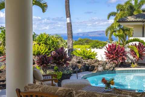 206 Heleuma Pl, Kihei, HI 96753