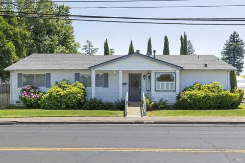 540 Powell Avenue, Healdsburg, CA 95448