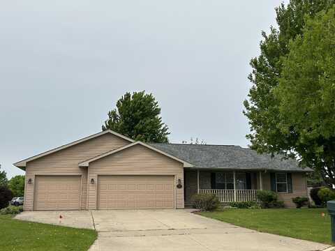 3700 COLLEGIATE Way, NEW FRANKEN, WI 54229