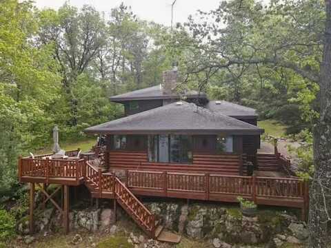 13852 LAKE SHORE Lane, MOUNTAIN, WI 54149