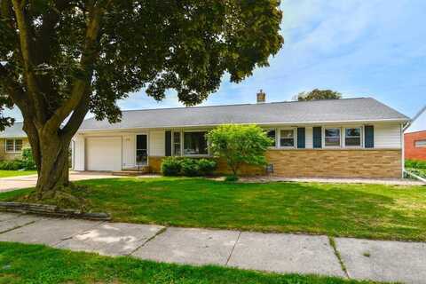 1524 GATEWOOD Street, GREEN BAY, WI 54304