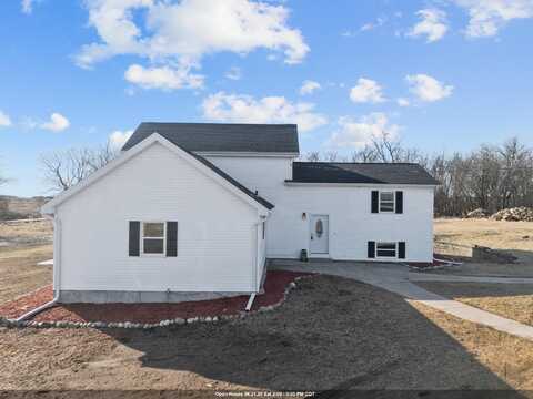 5429 BRODERICK Road, OMRO, WI 54963