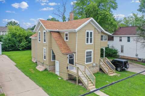 1140 HIGH Avenue, OSHKOSH, WI 54901