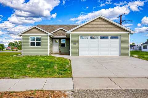 1732 PATRIOT Way, NEENAH, WI 54956