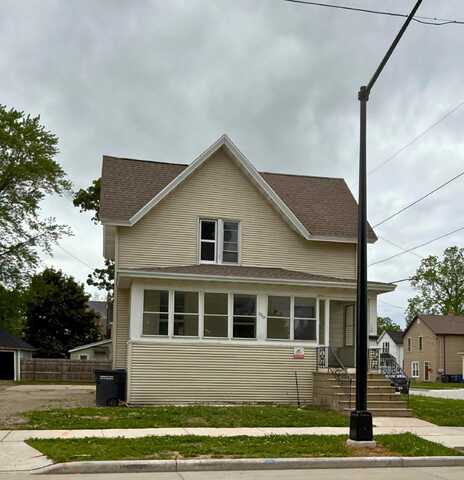 700 W LINCOLN Avenue, OSHKOSH, WI 54901