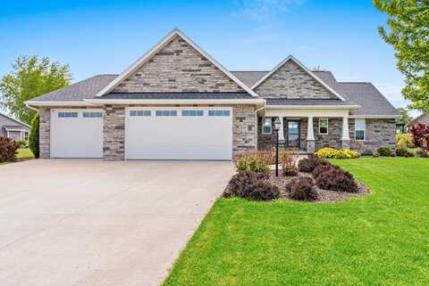 590 ROYAL ST PATS Drive, WRIGHTSTOWN, WI 54180