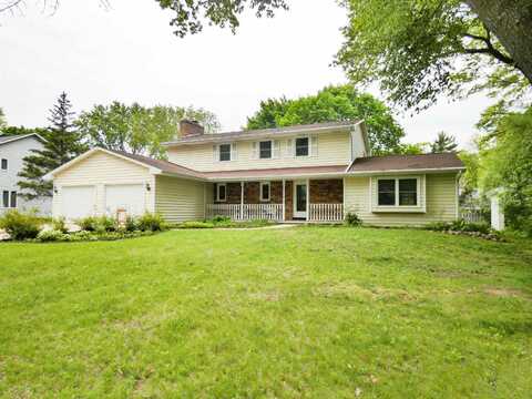 2584 S TRILLIUM Circle, GREEN BAY, WI 54313