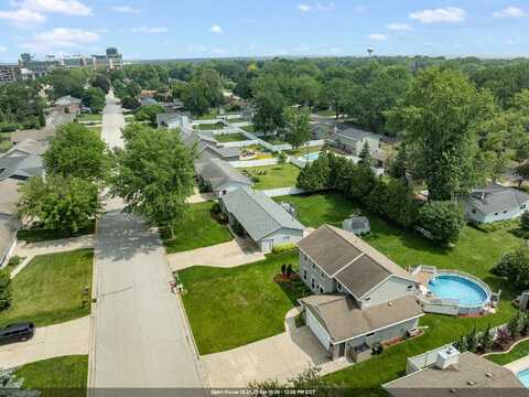 1307 BLUE RIDGE Drive, GREEN BAY, WI 54304